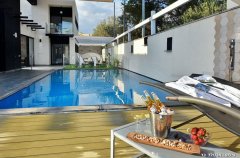 וילה טוריס 8