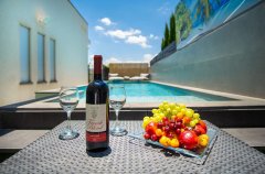 אחוזת הסהר 17