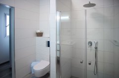 אחוזת הסהר 13