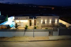 אחוזת הסהר 9