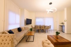 וילה לוזאן 13