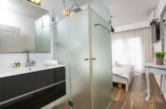 החולה האוס 54