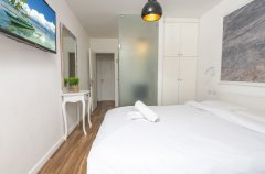 החולה האוס 57