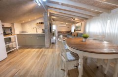 החולה האוס 84