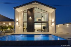 קומו סוויטות בוטיק 1