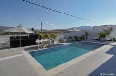 קומו סוויטות בוטיק 35