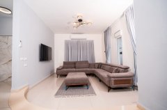 רון וילאג בוטיק 41