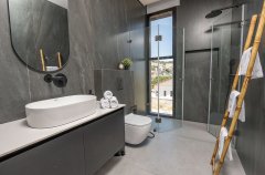 וילה רויאל טווינס 23