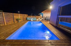 וילה החרוב 8