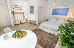 וילה החרוב 4