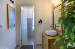 וילה החרוב 27