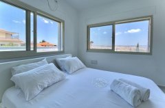 וילה לבנה יבנאל 1