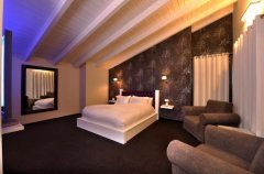 וילה בי וילה B 6