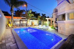 וילה מול הקשת 24