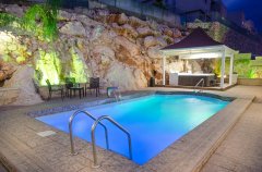 וילה פמיליה 0