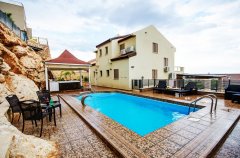 וילה פמיליה 1