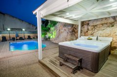 וילה פמיליה 19