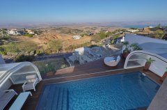 וילה AQUA בוטיק 15