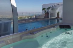 וילה AQUA בוטיק 9