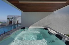 וילה AQUA בוטיק 38