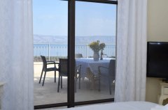 וילה מגדל 76