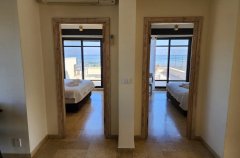 וילה מגדל 77