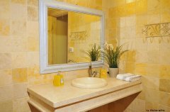 וילה מגדל 44