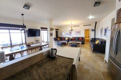 וילה מגדל 63