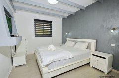 אחוזת שייה 10