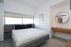 אחוזה על המים 13