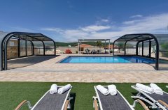 אחוזת שושנים בוטיק