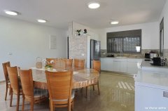 אחוזת שושנים בוטיק 9