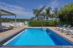 אחוזת שושנים בוטיק 9