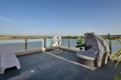 וילה מאיורי בוטיק 44