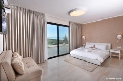 אחוזת הצוק במרומים 43