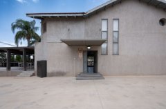 מתחם מובחר בכפר 42