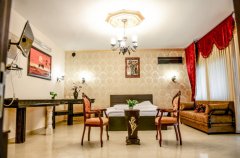 וילה אדהם 18