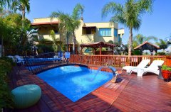 וילה אדהם 27