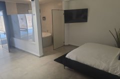 אחוזת רוי 12