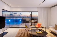 פנטהאוז סייז 22