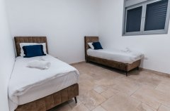 אחוזת אפיקי מים 19