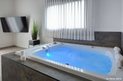 וילה מאסאי 9