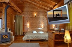 אצלנו בחצר 28