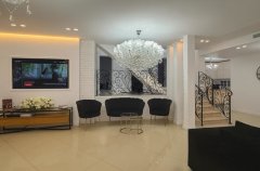 וילה מונטנו 27