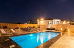 וילה שקיעות אדומות 11