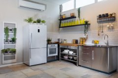 בי קיי פאלאס 18