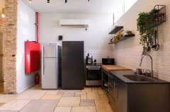 בי קיי פאלאס 17