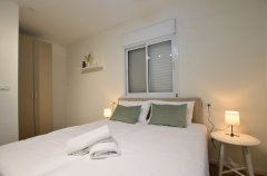 אחוזת תבור 24