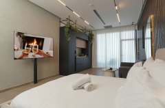 Suite Of Dreams 20