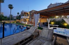 אואזיס פאלאס 51